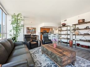 2929 1st Avenue 817, Seattle WA 98121