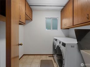 818 W Argand Street, Seattle WA 98119