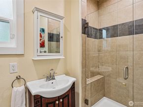 8609 55th Avenue S, Seattle WA 98118