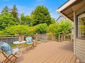 14821 104th Avenue NE, Bothell WA 98011