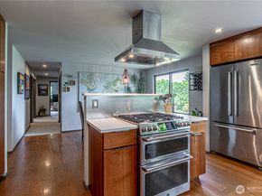 29902 2nd Place SW, Federal Way WA 98023