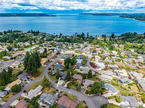29902 2nd Place SW, Federal Way WA 98023