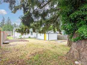 1420 S 129th Street, Burien WA 98168