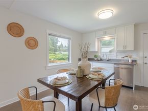 1420 S 129th Street, Burien WA 98168
