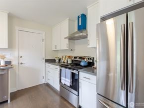 1420 S 129th Street, Burien WA 98168
