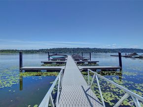 4214 W Lake Sammamish Parkway NE 202, Redmond WA 98052