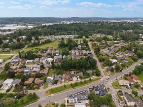 9326 Renton Avenue S G, Seattle WA 98118