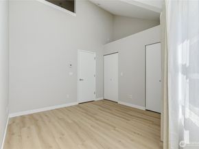 15200 NE 81st Way 106, Redmond WA 98052