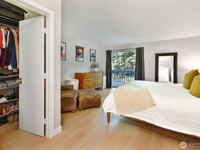 5126 S Garden Loop Road 11, Seattle WA 98118