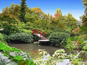 5126 S Garden Loop Road 11, Seattle WA 98118