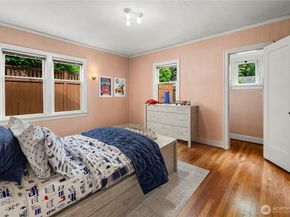 2654 W Dravus Street, Seattle WA 98199