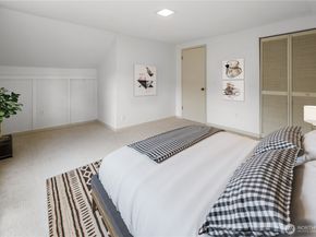 2654 W Dravus Street, Seattle WA 98199