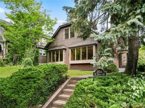 2654 W Dravus Street, Seattle WA 98199