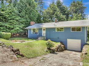 20627 7th Avenue S, Des Moines WA 98198