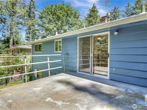 20627 7th Avenue S, Des Moines WA 98198
