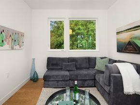 534 W Barrett Street, Seattle WA 98119