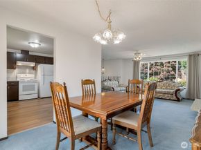 18925 49th Place W, Lynnwood WA 98036
