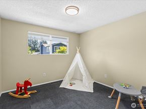 17631 69th Place W, Edmonds WA 98026