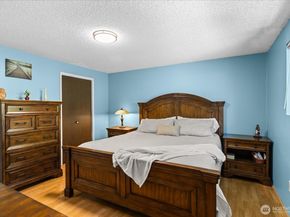 17631 69th Place W, Edmonds WA 98026