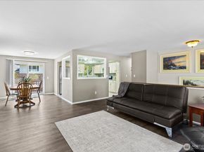 17631 69th Place W, Edmonds WA 98026