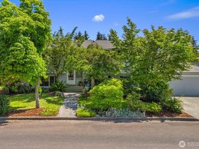 17631 69th Place W, Edmonds WA 98026