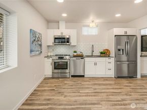 1529 Sturgus Avenue S, Seattle WA 98144