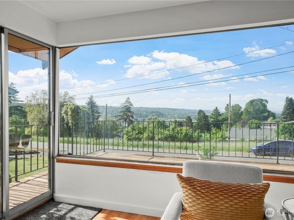 8626 S 134th Street, Seattle WA 98178