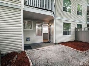 12530 Admiralty Way F103, Everett WA 98204