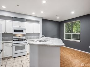 12530 Admiralty Way F103, Everett WA 98204