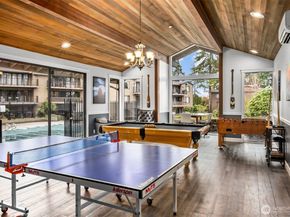 17498 NE 40th Place I1, Redmond WA 98052