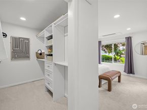 17498 NE 40th Place I1, Redmond WA 98052