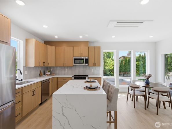 5716 NE 65th Street, Seattle WA 98115