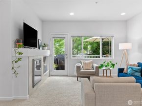 15720 Manor Way Q8, Lynnwood WA 98087