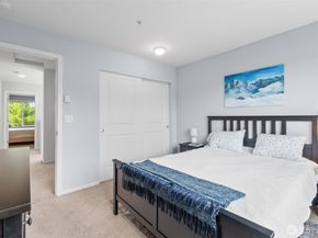 15720 Manor Way Q8, Lynnwood WA 98087