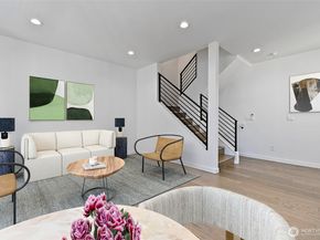 919 NW 56th Street D, Seattle WA 98107
