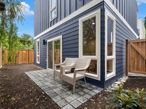 112 29th Avenue E, Seattle WA 98112