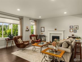 22997 SE 52nd Street 12, Issaquah WA 98029