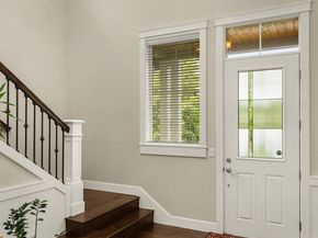 22997 SE 52nd Street 12, Issaquah WA 98029