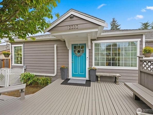 12232 Fremont Avenue N, Seattle WA 98133