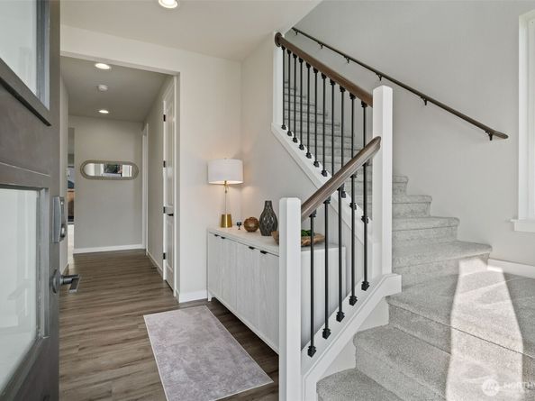 14316 Ash Way A, Lynnwood WA 98087