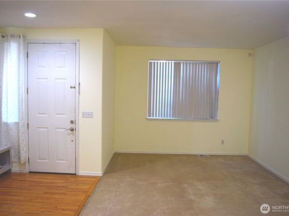 17755 110th Place SE, Renton WA 98055