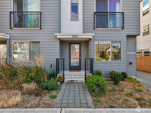 939 NW 56th Street B, Seattle WA 98107