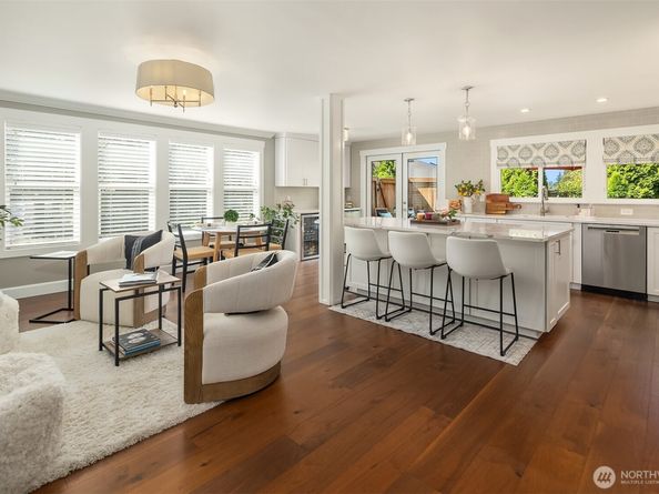 15656 Main Street, Bellevue WA 98008
