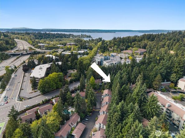 3506 108th Place NE 311, Bellevue WA 98004