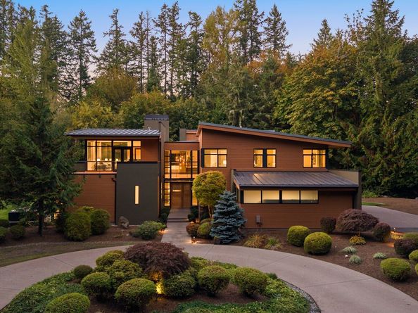 2058 250th Place NE, Sammamish WA 98074