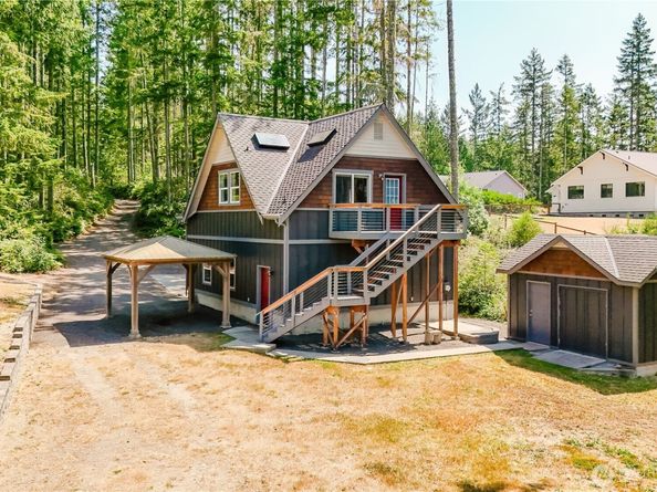 10154 NW Merlins Lane, Bremerton WA 98312