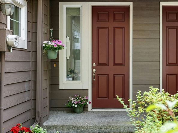 445 Shelton Place NE, Renton WA 98056