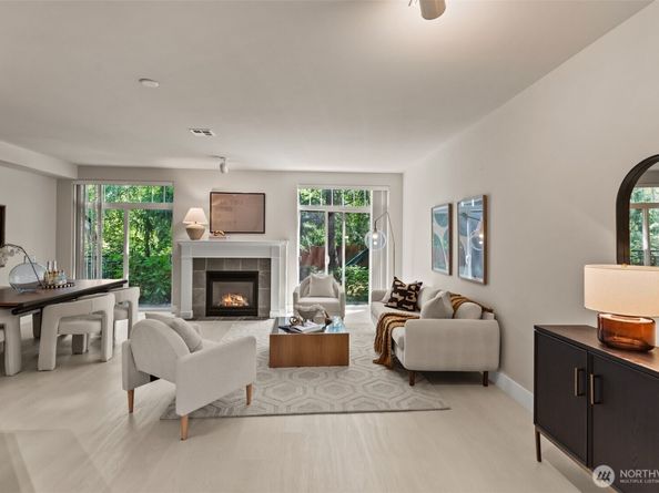 5535 Lakemont Boulevard SE 502, Bellevue WA 98006
