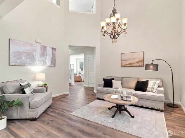 14008 SE 21st Place, Bellevue WA 98007