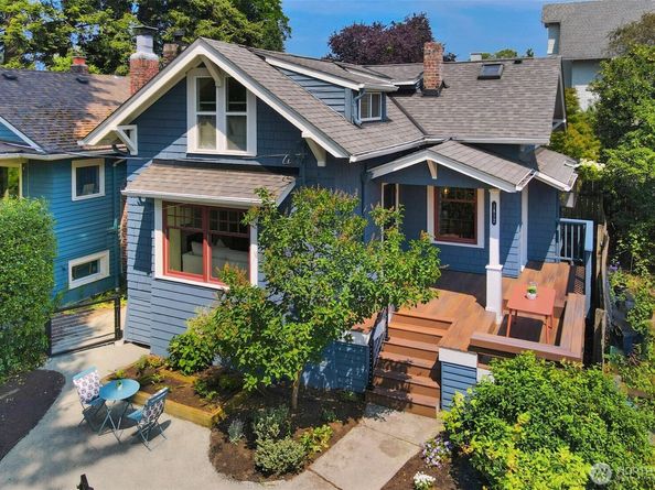 1812 N 39th, Seattle WA 98103